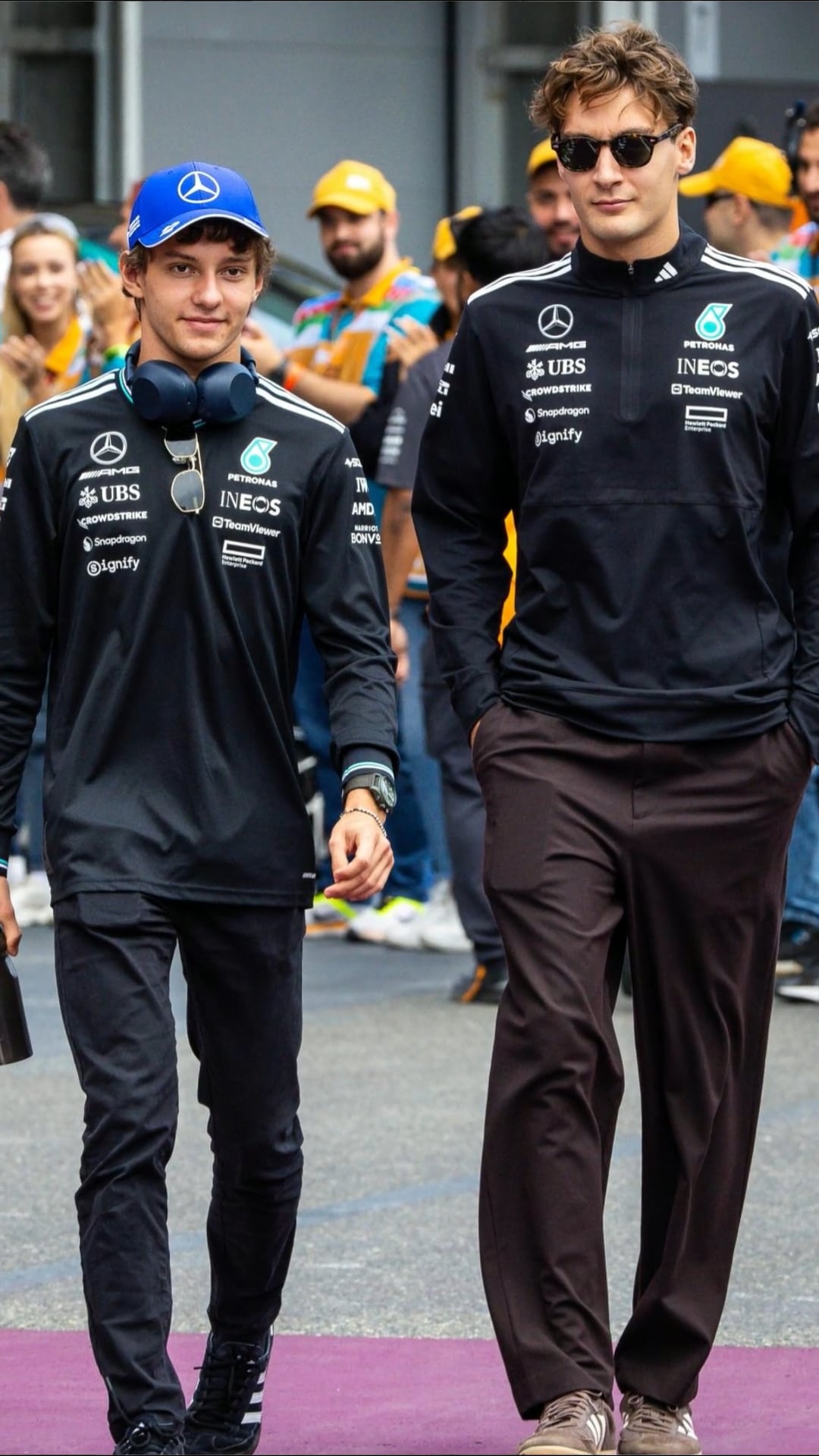 Mercedes Confirma A Russell Y Antonelli Como Pilotos Para 2026...