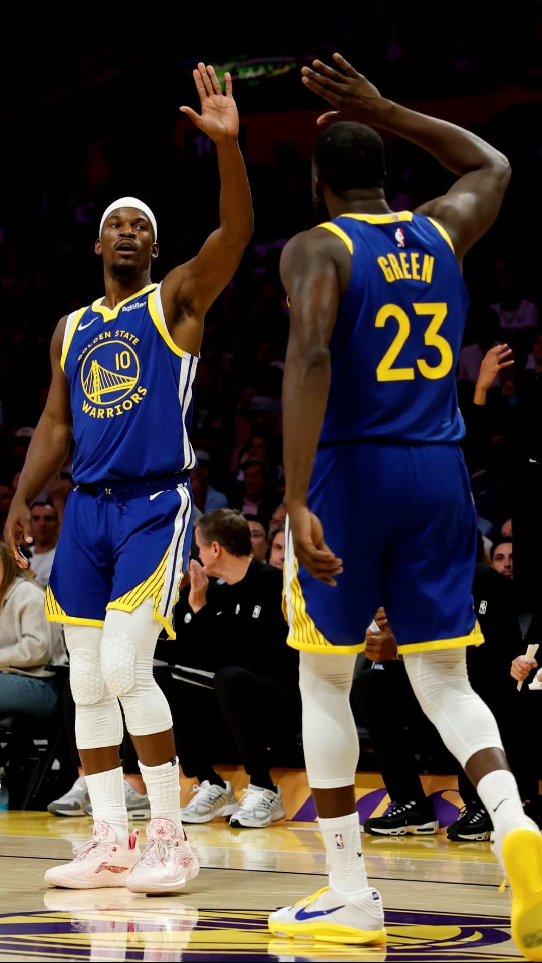 Los Warriors Derrotan A Los Lakers Sin LeBron En El Primer Partido De La Temporada...