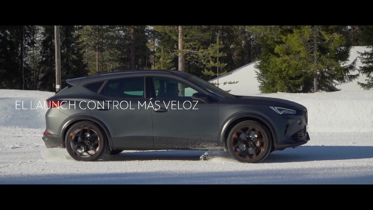 Las experiencias más extremas con el CUPRA Formentor VZ5 sobre el hielo