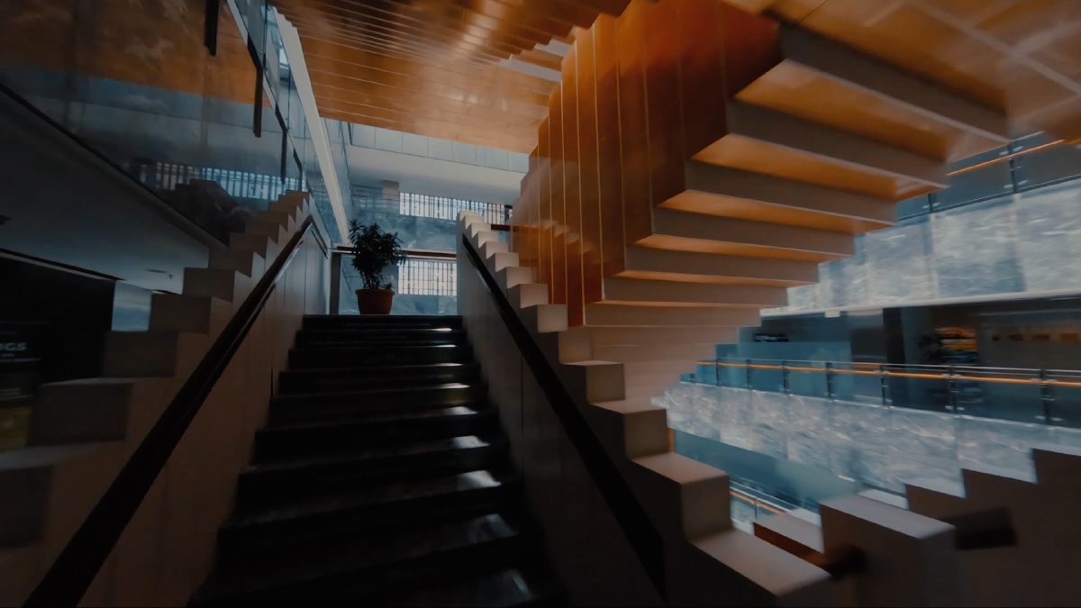 Recorridos por oficinas en primera persona, Parte 1