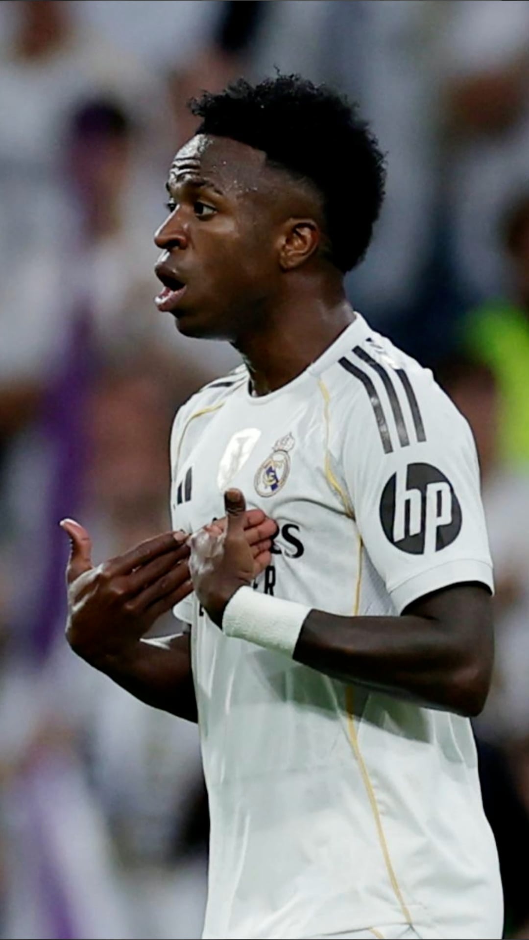 Vini Jr. Explota Tras Ser Sustituido Por Xabi Alonso En El Clásico...