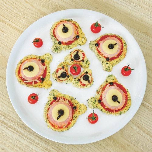 Petite pizza garnie gourmandise!