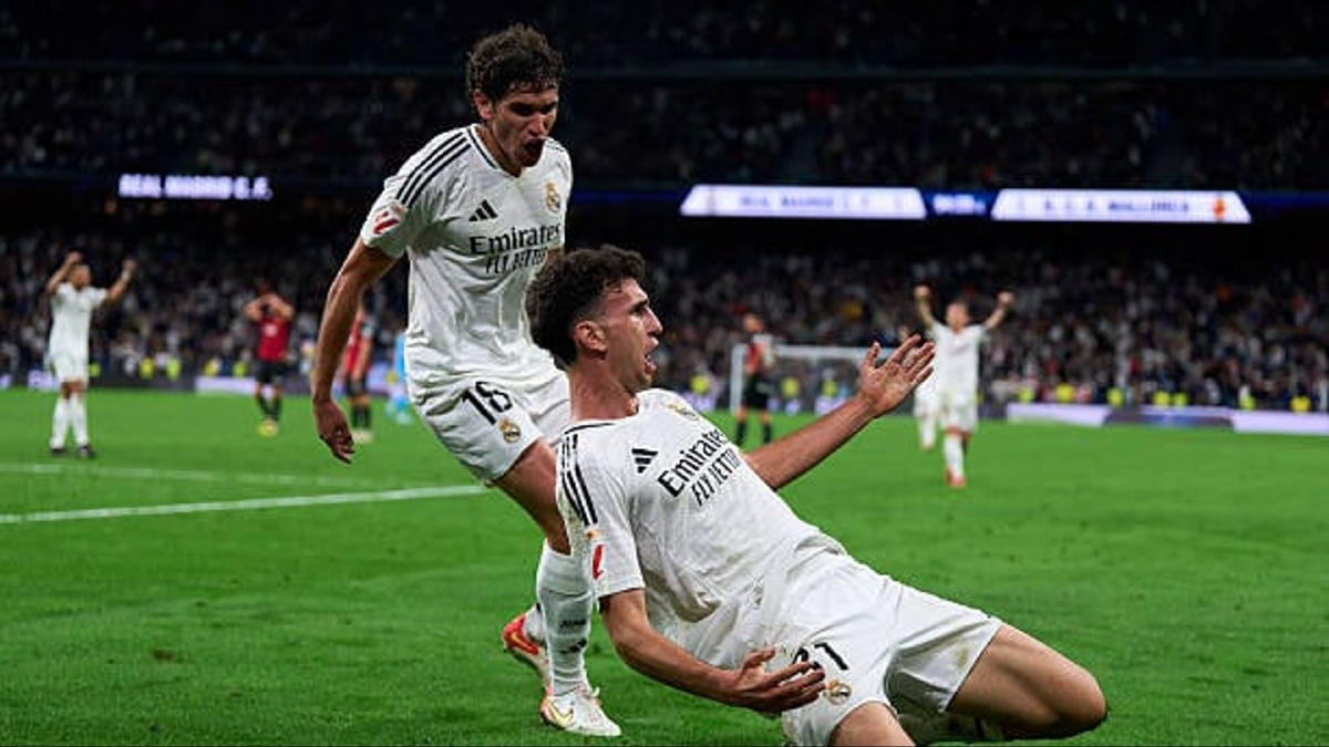 El Real Madrid Remonta En El Minuto 49 Del Segundo Tiempo Y Retrasa El Título De Liga Del Barcelona