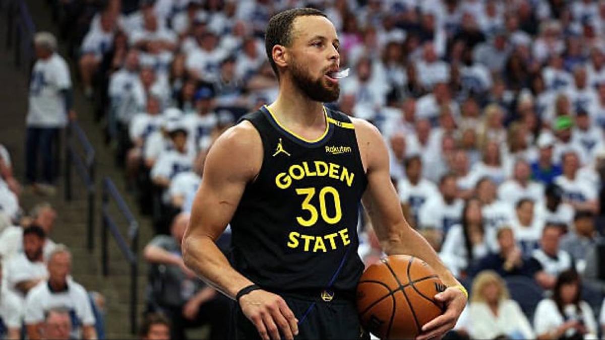 Curry De Los Warriors Se Perderá Una Semana Por Una Distensión En El Isquiotibial