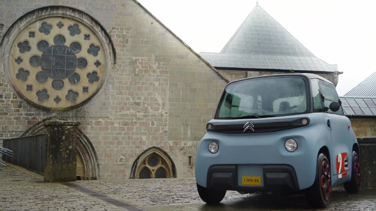 Citroën AMI en el Camino de Santiago